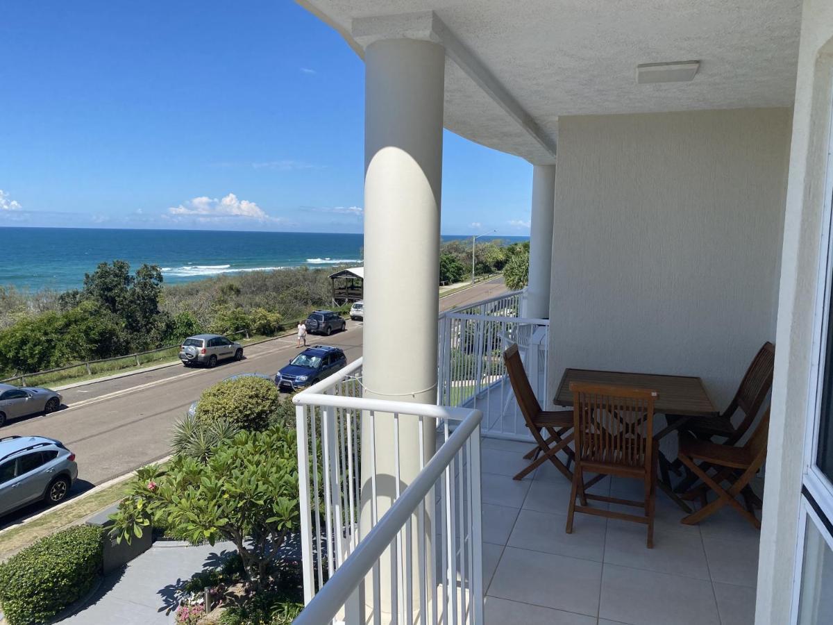Aqua Promenade Beachfront Holiday Apartments Sunrise Beach Eksteriør bilde